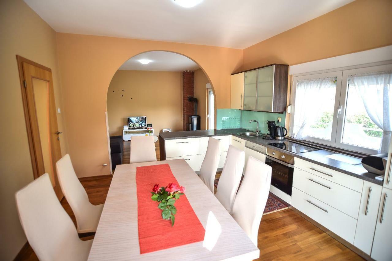 Ankin Dvor Villa Galovac  Ngoại thất bức ảnh